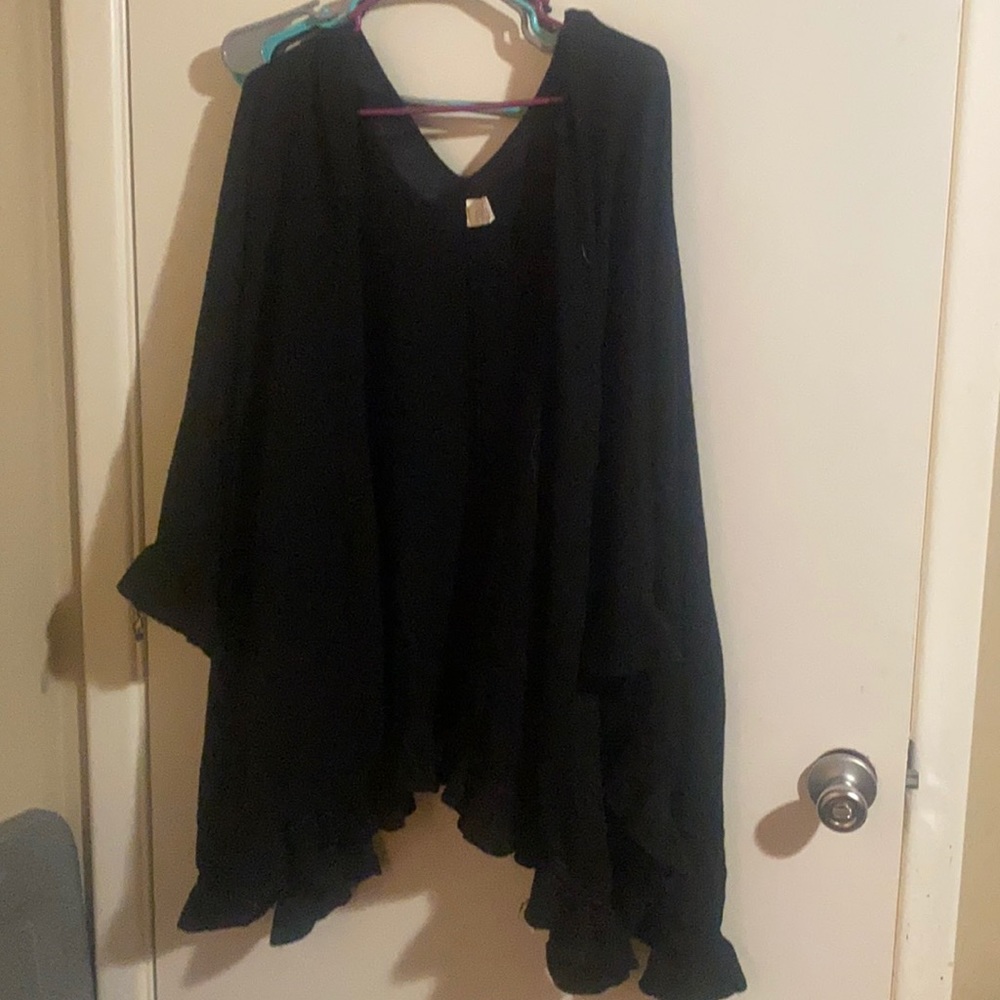Black shawl